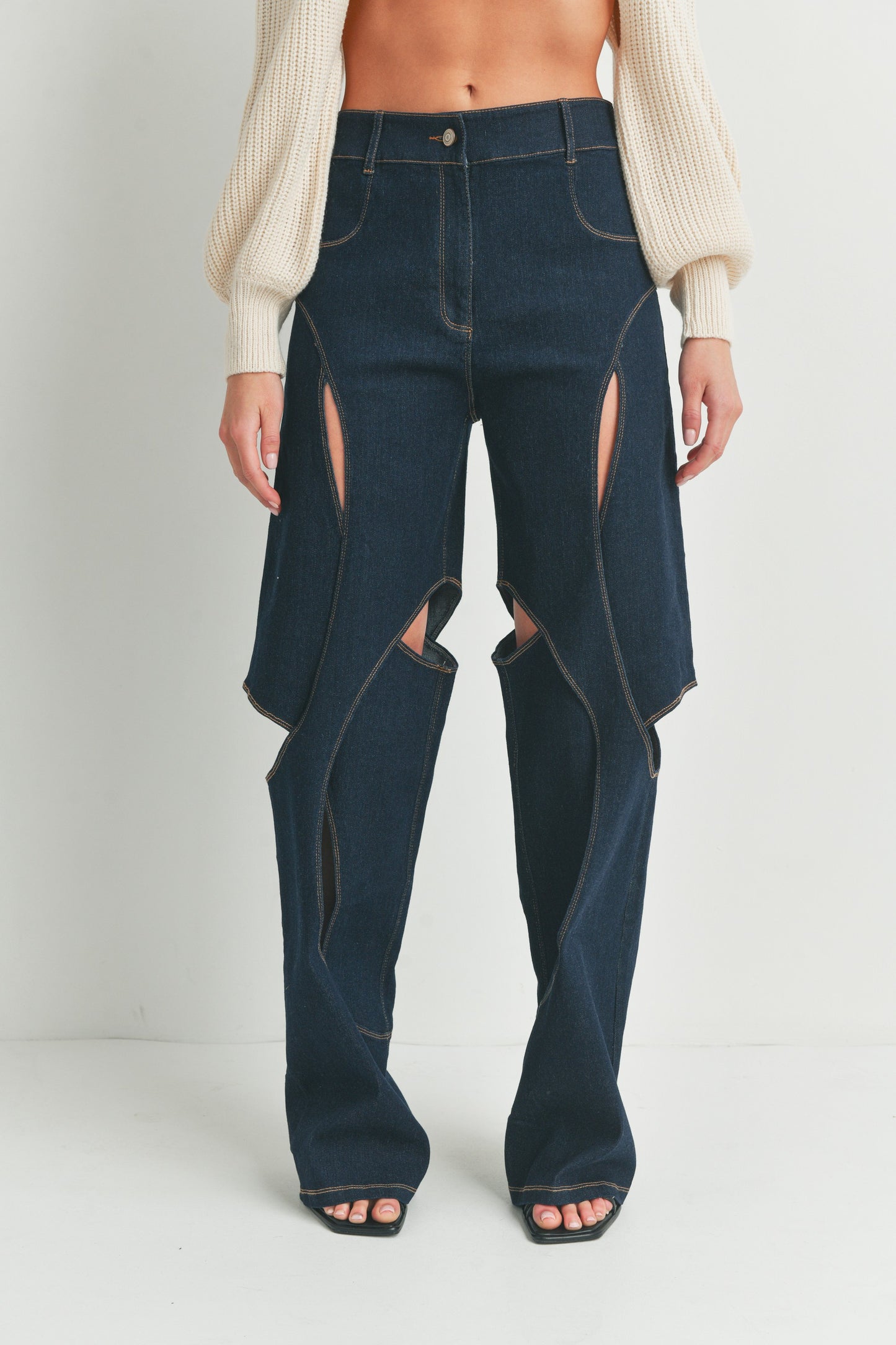Rosa Cut Out Jeans
